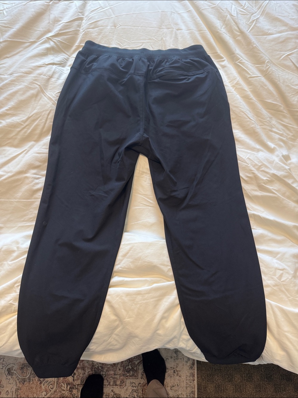 lululemon athletica Black Men's Jogger Sweatpants - Picture 4 of 6